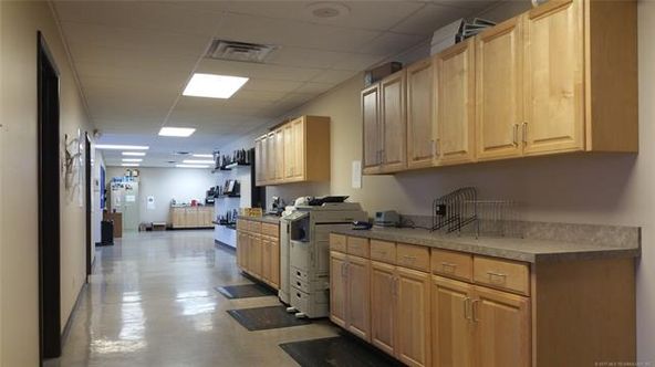 12204 E Admiral Pl, Tulsa, OK 74116